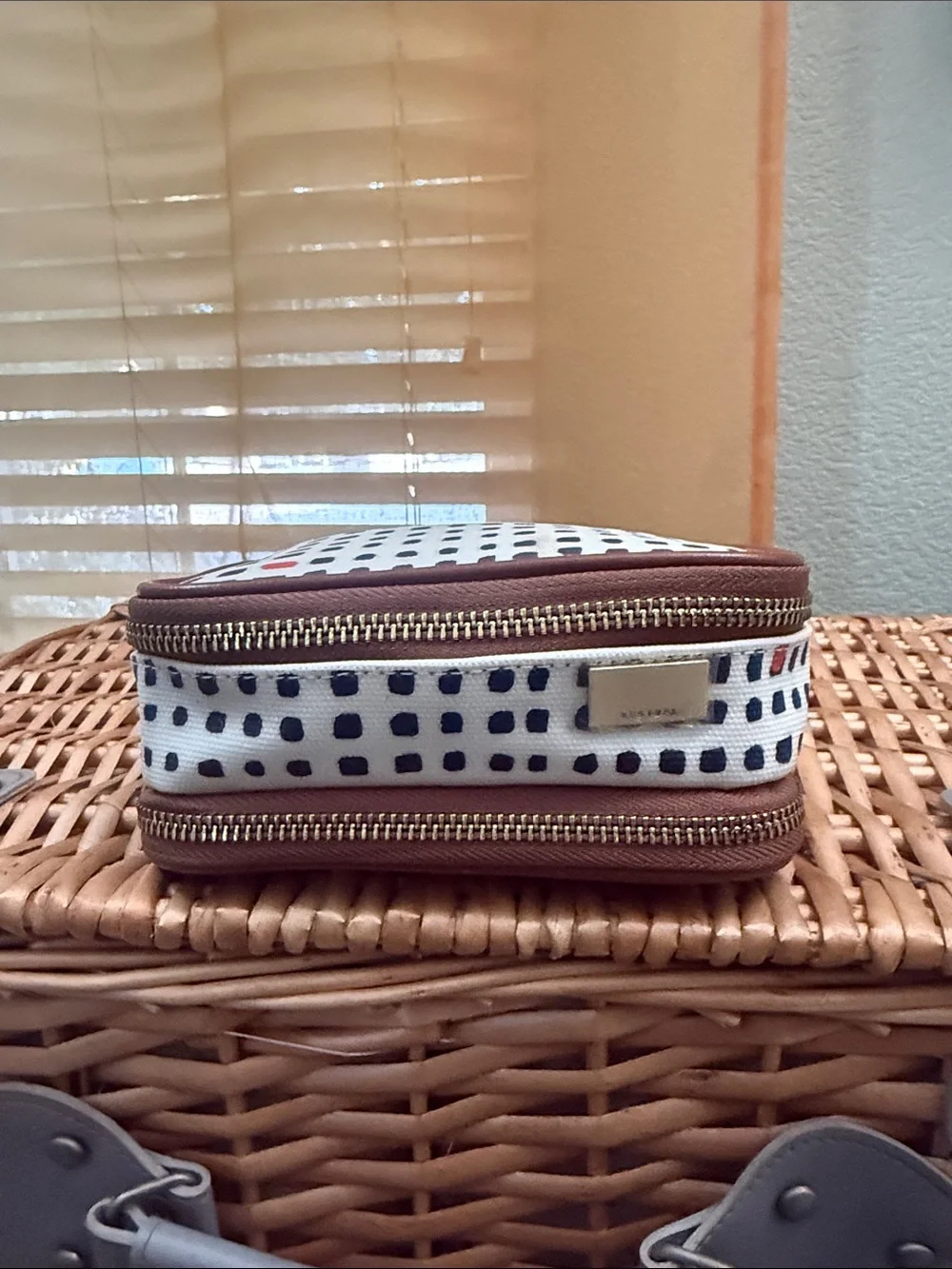 Kestrel cosmetic bag or travel pouch- BNWOT.